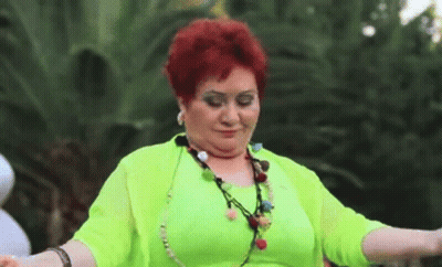 Woman On TV Show Seda Sayin Olayli Geceyle Ilgili GIF