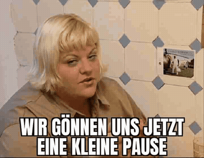 Woman Saying Wir Gonnen Uns Jetzt Eine Kleine Pause GIF