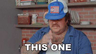 Woman Says I'm One Set Vibe Gold Chain GIF