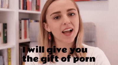 Mujer dice Te daré el regalo del porno GIF