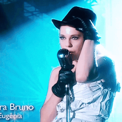 Woman Singing Into Microphone Bruno Eugenia GIF
