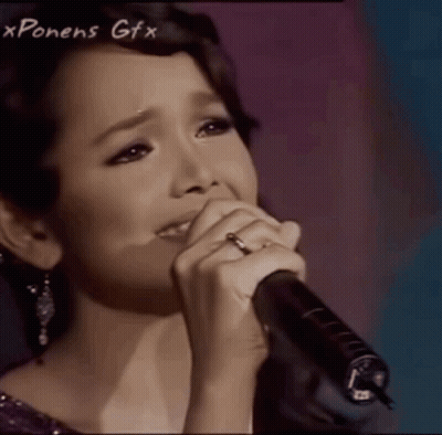 Woman Singing Into Microphone Xponens Gfx GIF