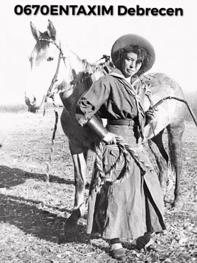 Woman Standing Next To Horse 0670Entaxim Debrecen GIF