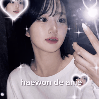 Woman Taking Selfie With Haewon De Anie GIF