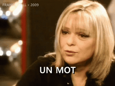 Woman Un Mot GIF