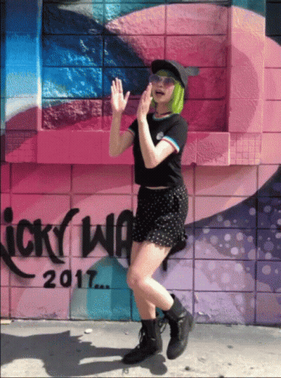 Woman With Green Hair Ricky Win 2017 GIF