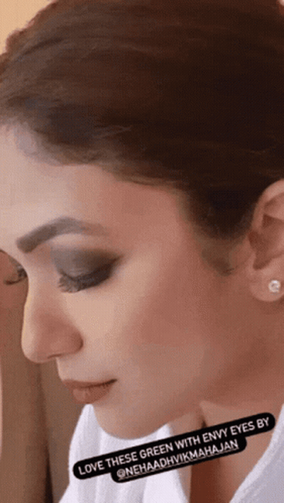 Woman With Love These Green With Envy Eyes GIF