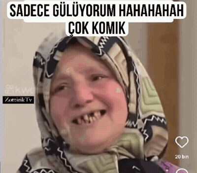 Woman With Scarf Smiling Sadece Gülüyorum Çok Komik GIF