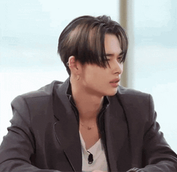 Ye6uns Ni-Ki GIF