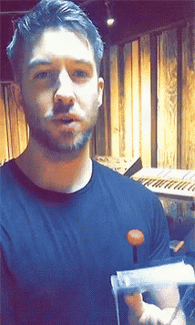Yellow Smiley With Big Eyes And Teeth GIF