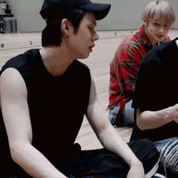 Yeonjun Giveup Yeonjun Collapse GIF