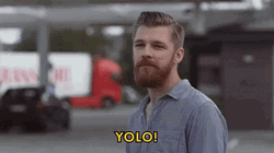 Yolo Blakus Filma Drunk GIF