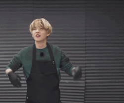 Yoongi Heart Sign GIF