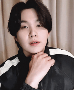 Yoongi Holding Chin GIF