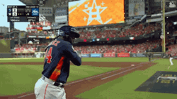 Yordan Alvarez High Five Team GIF