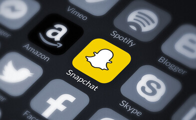 How to Use GIFs on Snapchat: Add Fun and Animation to Your Snaps